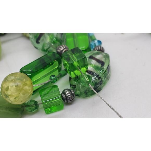 Vintage Beaded Necklace Multi2 Strand Lucite Glass Shell Jewelry RARE Green - Picture 10 of 12